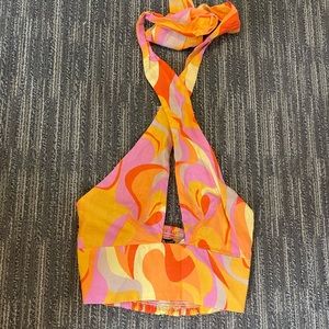 Bright cross over halter top